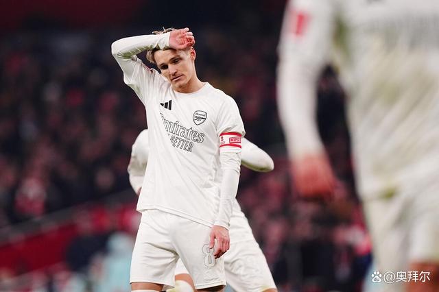关于冲刺阶段阿森纳调整名单以备足总杯；单刀错失环节打磨；态度坚定；更衣室氛围转暖的信息-爱游戏平台体验